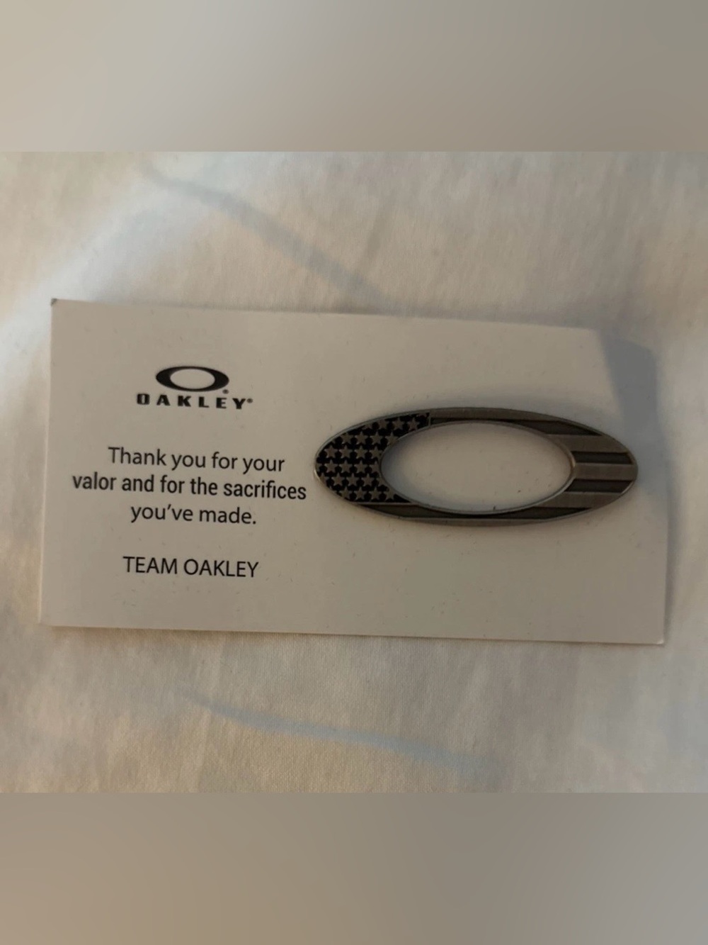 Oakley Pin